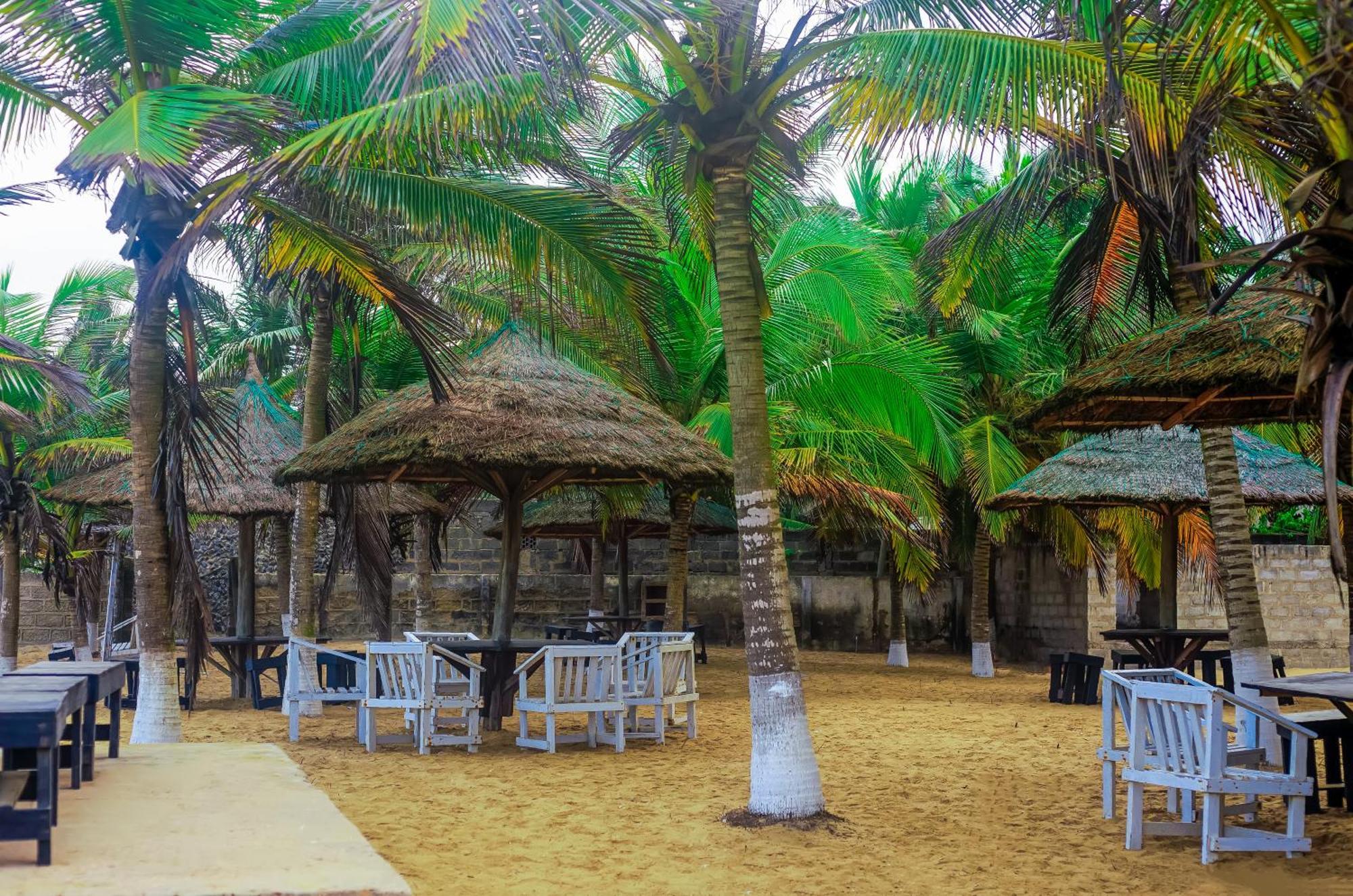 Atlantic Bay Resort, Prampram Экстерьер фото