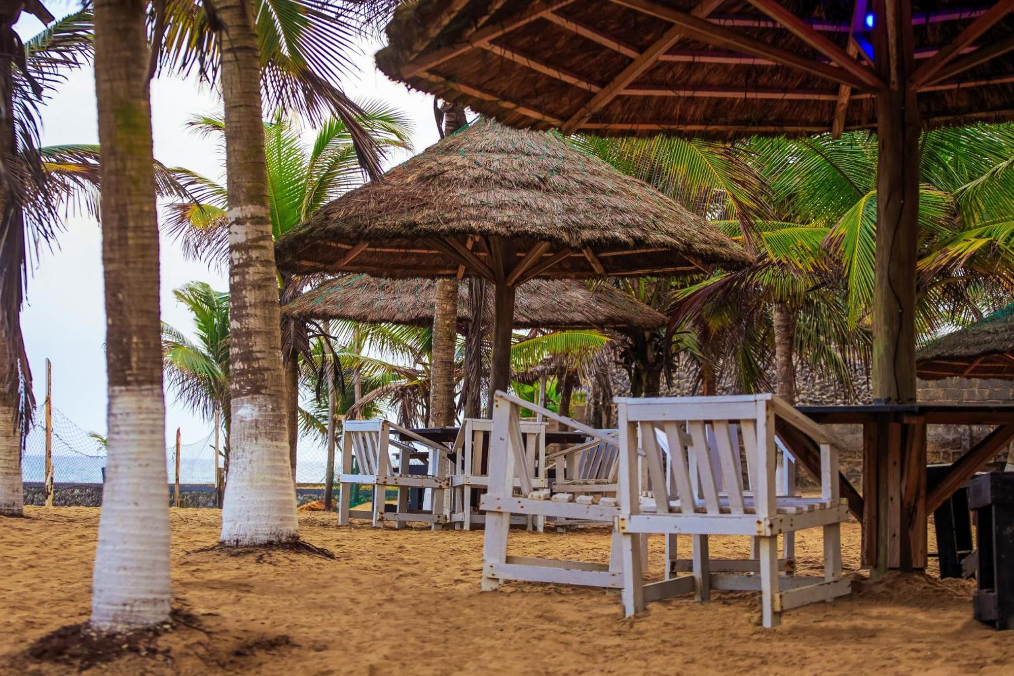 Atlantic Bay Resort, Prampram Экстерьер фото