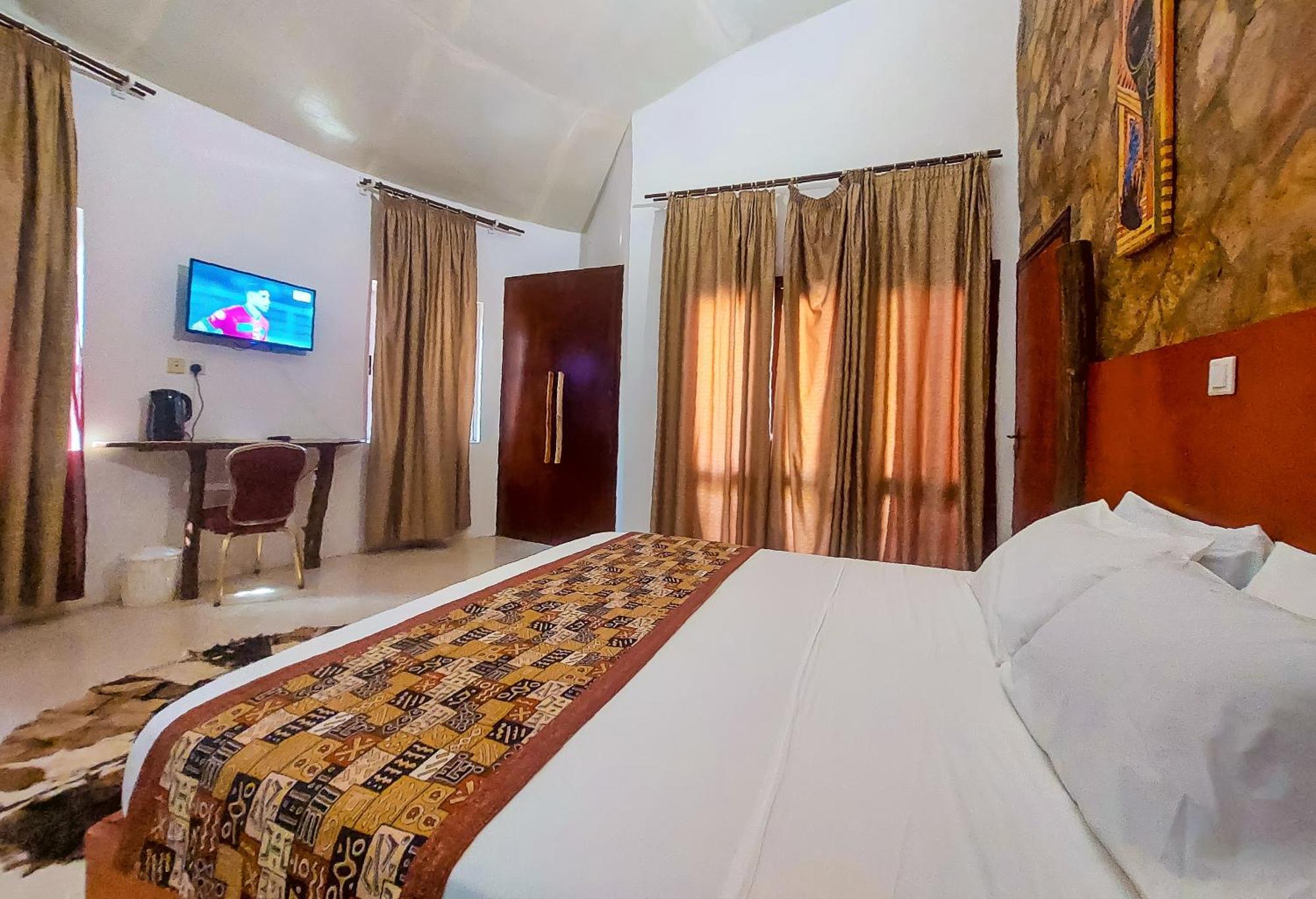 Atlantic Bay Resort, Prampram Экстерьер фото