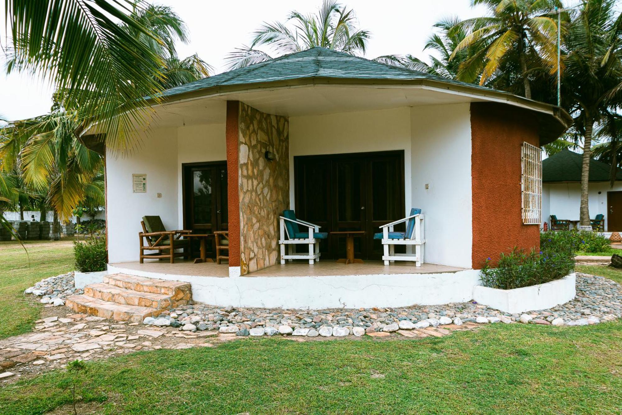 Atlantic Bay Resort, Prampram Экстерьер фото
